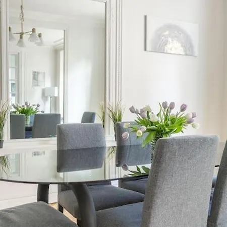 Appartamento Elegant Haussmannien De Luxe Proche Du Trocadero Et De La Tour Eiffel Parigi